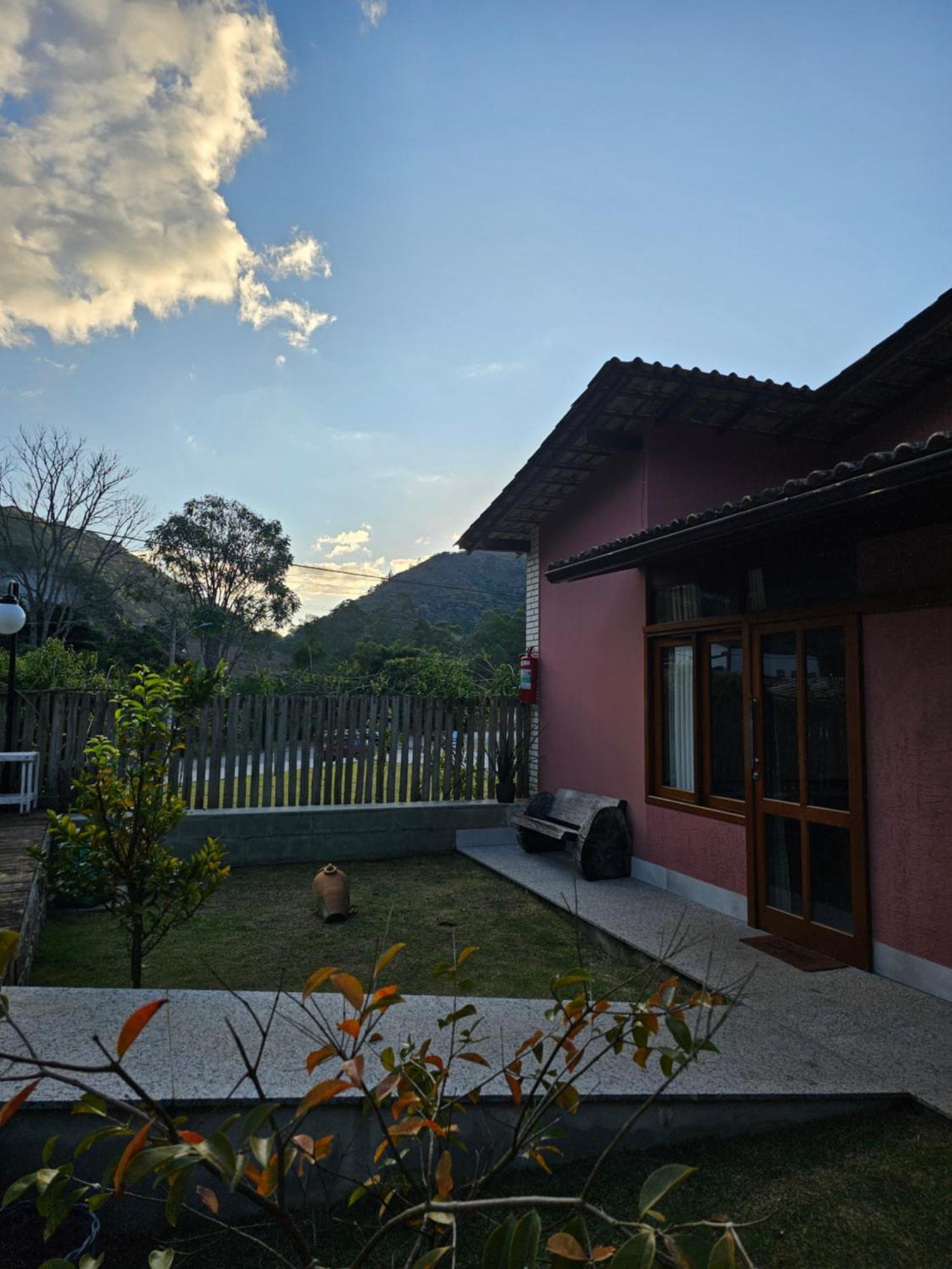 Pousada Arace Pedra Azul  Exteriör bild